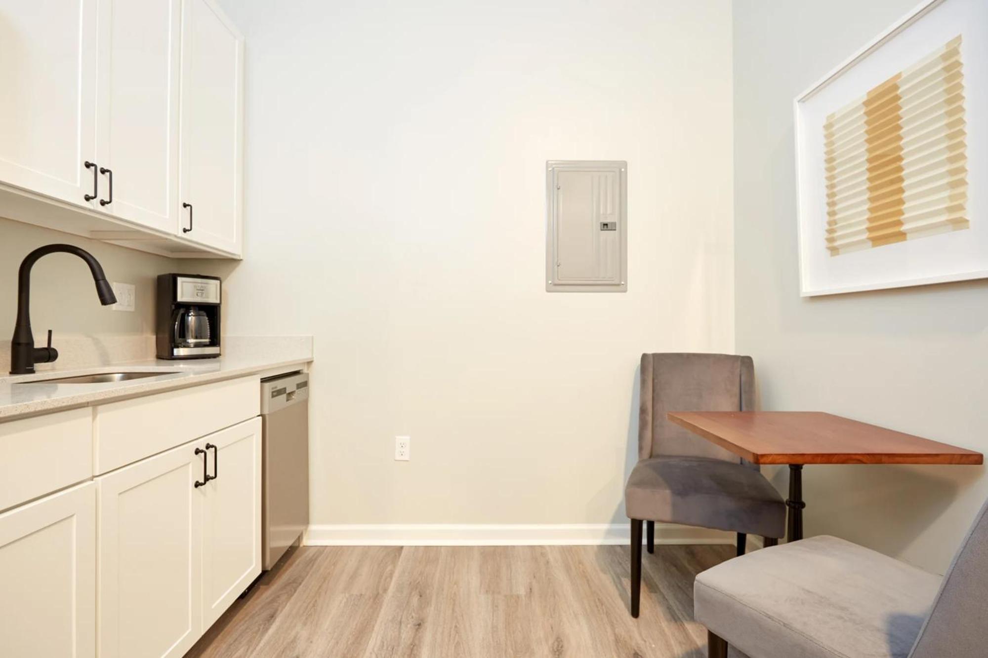 Roami At Canal Quarters New Orleans Bilik gambar